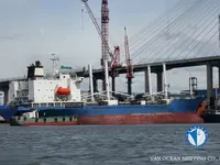 Ọkọ̀ tí wọn fi maa ń gbé ohun èlò tí ó ní ìdáná fún tà