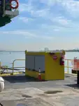Ọkọ̀ ojú omi tí ó mú ìdọ̀tí fún tà
