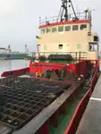 Ọkọ̀ ojú omi tí ó mú ìdọ̀tí fún tà