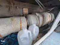 Ọkọ̀ ojú omi ìrìn-àjò tí ó mú àwọn ọkọ̀ fún tà
