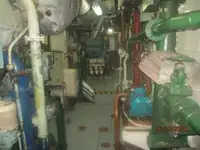 Ọkọ̀ tí wọn fi maa ń gbé ohun èlò tí ó ní ìdáná fún tà