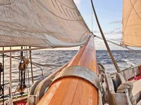 Yacht fún tà