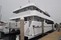 Catamaran fún tà