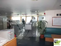 Ọkọ omi ti o mu ọja fún tà
