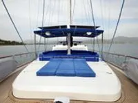 Yacht fún tà