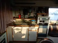 Ọkọ̀ ojú omi ìrìn-àjò fún tà