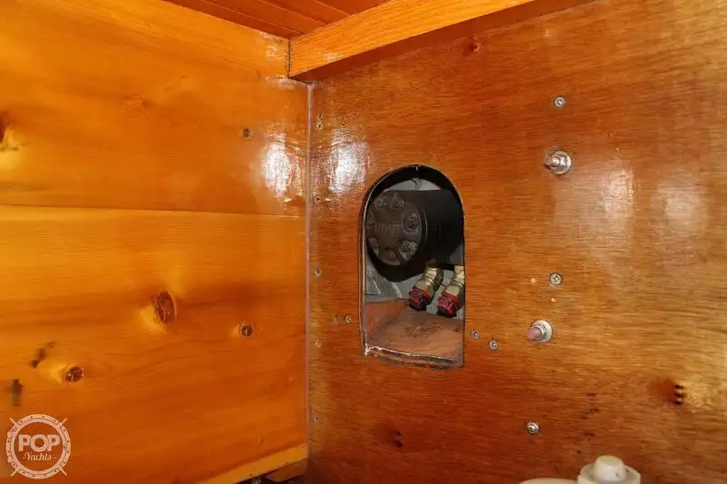 Ọkọ omi fun ìṣe ìdáná ẹja fún tà