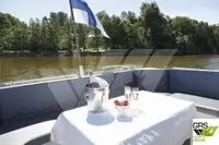 Ọkọ̀ ojú omi ìrìn-àjò fún tà