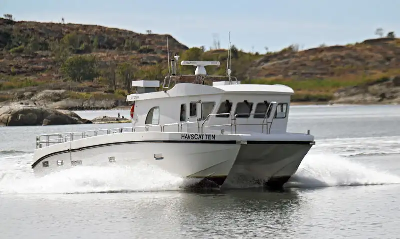 Catamaran fún tà