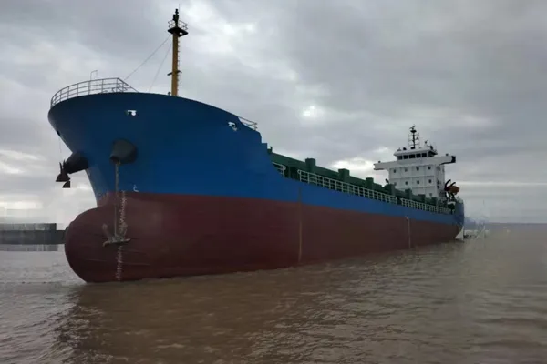 Container ship for sale