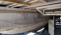 Ọkọ̀ ojú omi tí ó mú àwọn ìkọ́kọ̀ fún tà