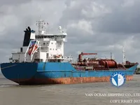 Ọkọ̀ tí ó mú epo / kemikali fún tà
