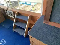 Ọkọ̀ ojú omi ìrìn-àjò fún tà