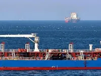 Ọkọ̀ tí ó mú epo / kemikali fún tà