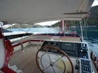 Yacht fún tà