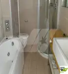 Ọkọ̀ ojú omi ìrìn-àjò fún tà