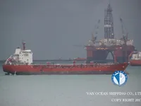 Ọkọ̀ tí ó mú epo / kemikali fún tà