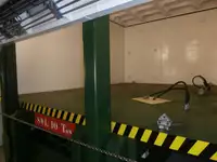 Ọkọ̀ ojú omi tí ó mú àwọn ìkọ́kọ̀ fún tà