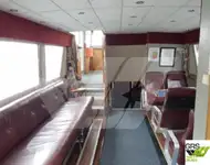 Ọkọ̀ ọpọlọpọ̀ ènìyàn fún tà