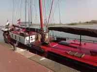 Yacht fún tà