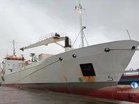 Ọkọ̀ tí wọn fi maa ń gbé ohun èlò tí ó ní ìdáná fún tà