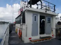 Ọkọ̀ tí ó ṣiṣẹ́ ní ibi tí wọn ṣe àgbàdí fún tà