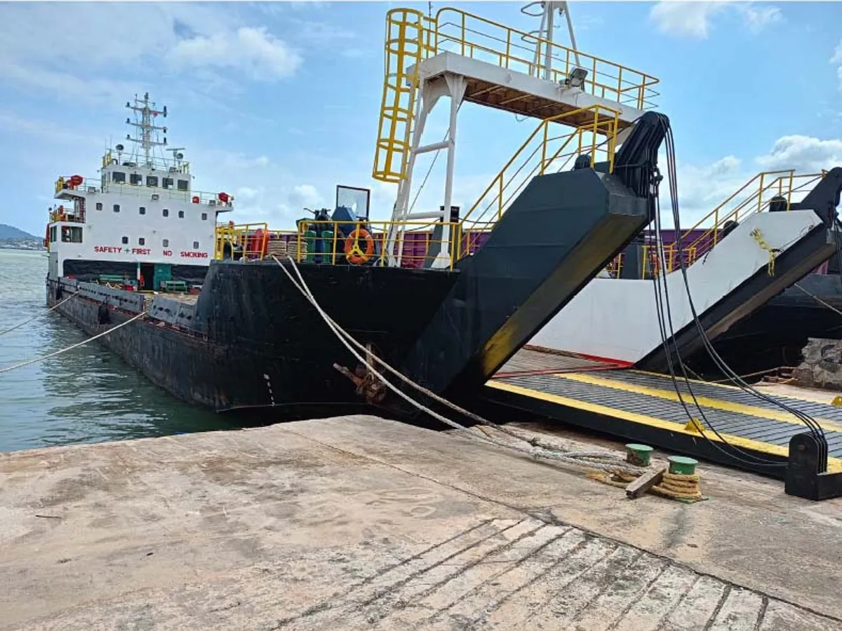 Ọkọ omi Landing, Tank fún tà