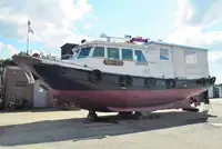 Ọkọ̀ ojú omi ìrìn-àjò fún tà