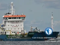 Ọkọ̀ tí ó mú epo / kemikali fún tà