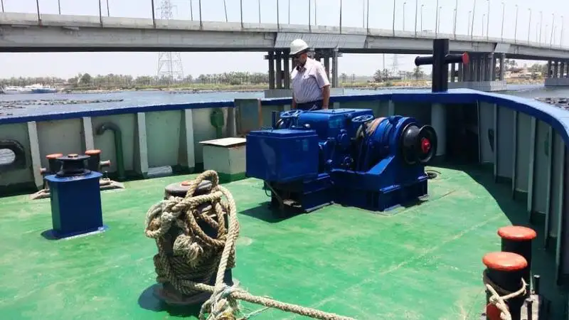 Ọkọ omi ti o mu ọja fún tà