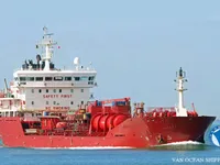 Ọkọ̀ tí ó mú epo / kemikali fún tà