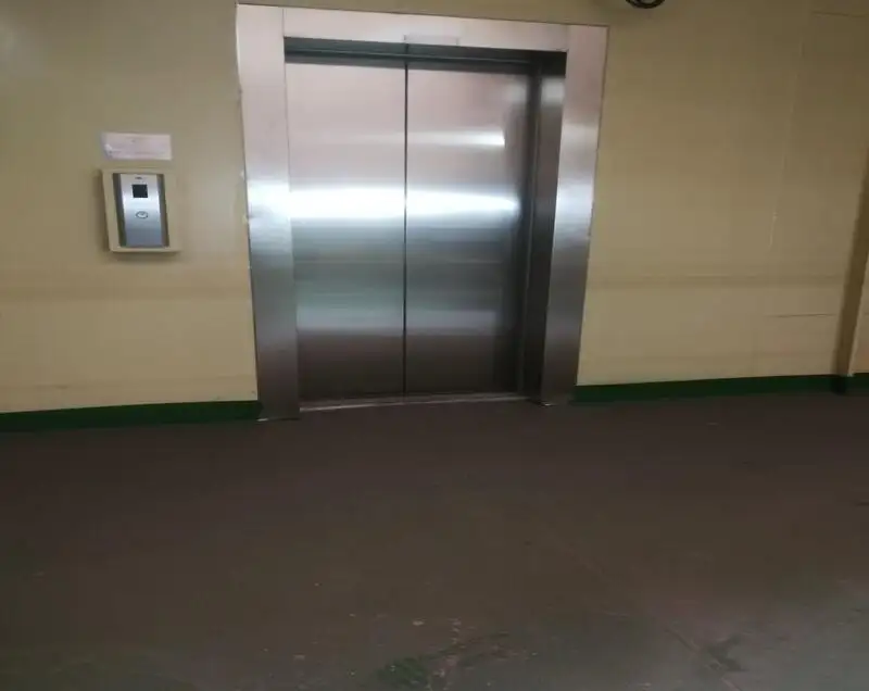 Ọkọ̀ tí ó ń gbé àwọn ohun fún tà