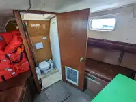 Àwọn ọkọ oju-omi ìṣẹ́ fún tà
