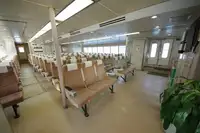 Ọkọ̀ ọpọlọpọ̀ ènìyàn fún tà