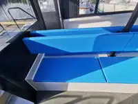 Ọkọ̀ ojú omi tí ó mú àwọn ìkọ́kọ̀ fún tà