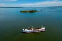 Ọkọ oju-omi ìdáná fún tà