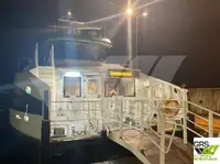 Ọkọ̀ ọpọlọpọ̀ ènìyàn fún tà