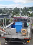 Ọkọ̀ ọpọlọpọ̀ ènìyàn fún tà
