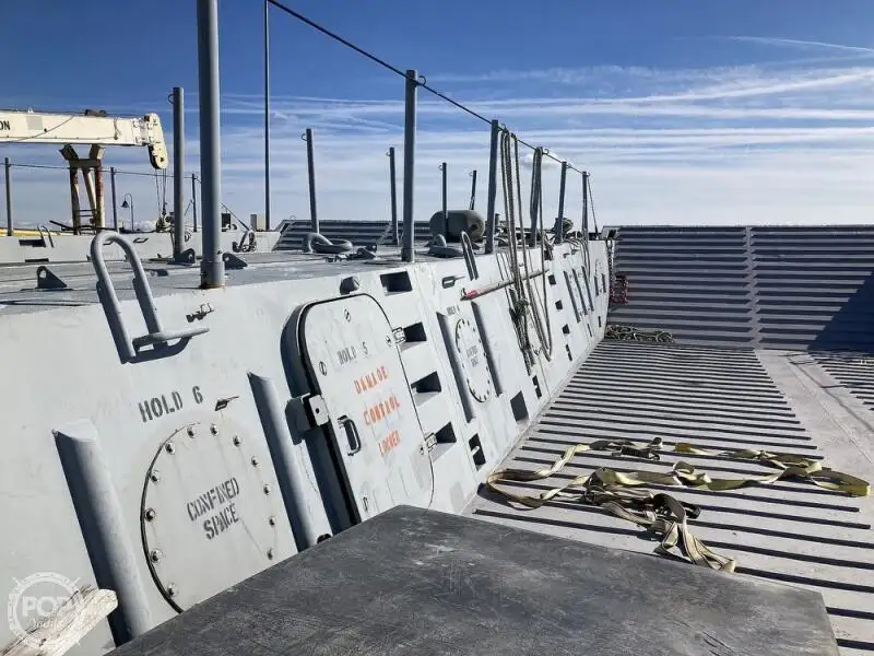 Ọkọ omi Landing, Tank fún tà