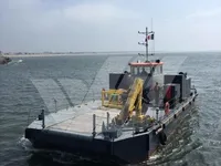Ọkọ̀ ojú omi tí ó mú ìdọ̀tí fún tà