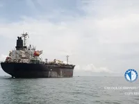 Ọkọ̀ tí ó mú epo / kemikali fún tà