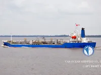 Ọkọ̀ tí ó mú epo / kemikali fún tà