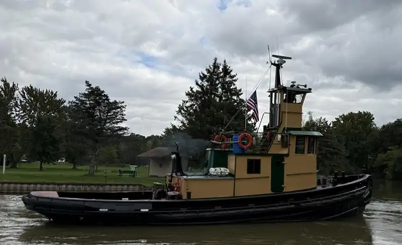 Ọkọ oju-omi kekere fun tita