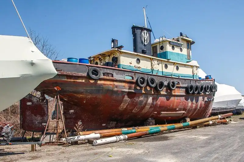 Ọkọ oju-omi kekere fun tita