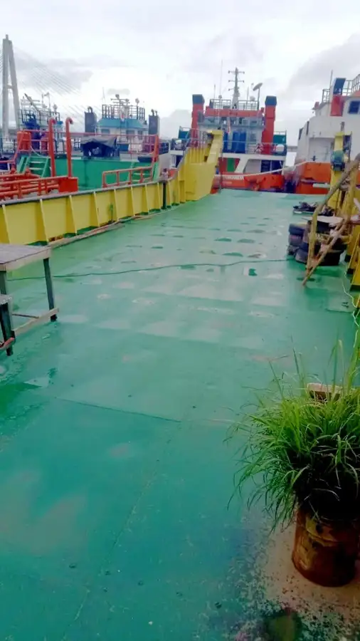 Ibalẹ Craft, ojò fun tita