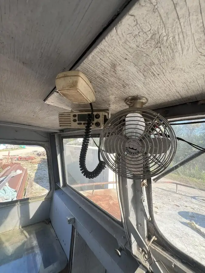 Awọn ọkọ oju-omi iṣẹ fun tita