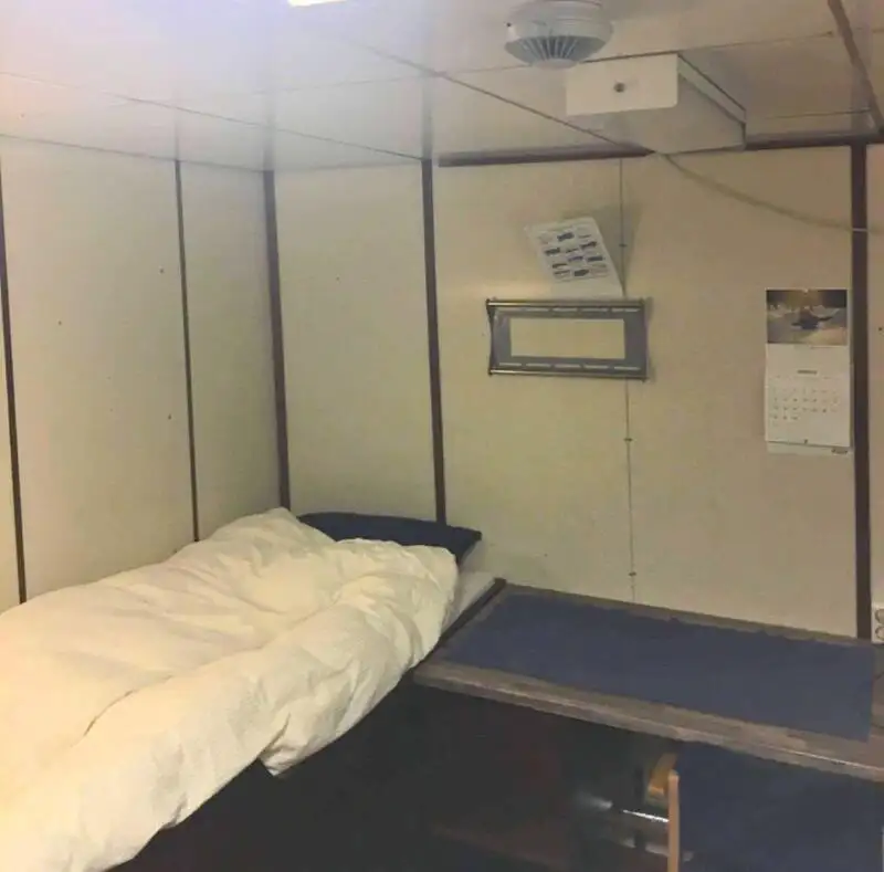 Ọkọ oju-omi kekere fun tita