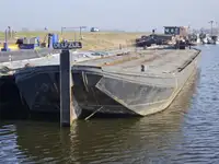 Barge fun tita